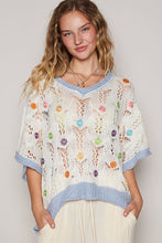 Pull en Tricot Petite Fleur Blanc