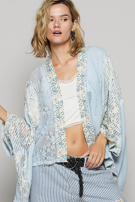 Cardigan Bleu Broderie Patch