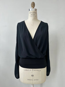 Blouse Camille Colle en V Noir de Kollontai