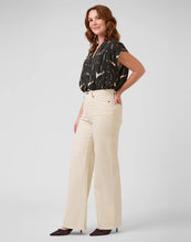 LILY WIDE LEG JEANS / MARBELLA CRÈME YOGA JEANS