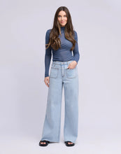 LILY WIDE LEG JEANS / SHERYL YOGA JEANS
