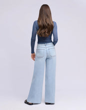 LILY WIDE LEG JEANS / SHERYL YOGA JEANS