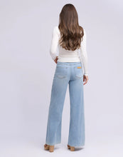 JEANS HARRIET JAMBE LARGE LILY BLEU DENIM YOGA JEANS