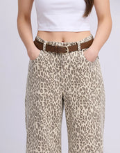 MALIA RELAXED JEANS / CHER