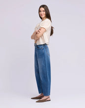 MALIA RELAXED JEANS / EMMANUELLE YOGA JEANS