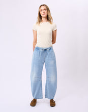 MALIA RELAXED JEANS / CLOUD