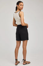 Short Alma Noir Gentle Fawn
