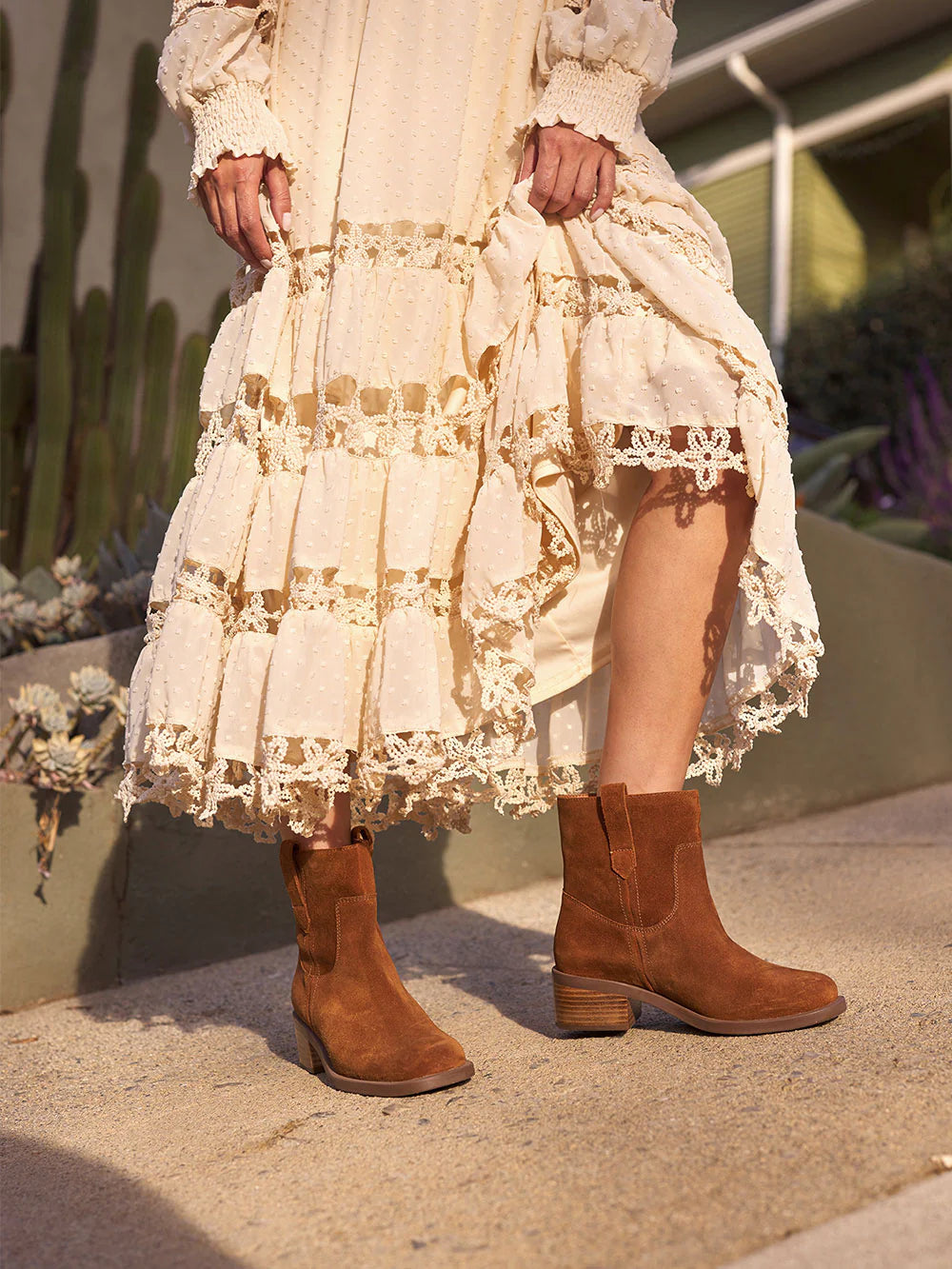 Botte COSY Courte  Sand en Cuir Camel
