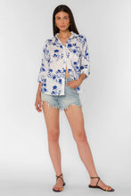 Chemise à patchs floraux bleus Elisa