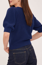 Pull Phoebe Navy Gentle Fawn