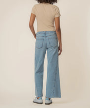 Jean Meg taille haute jambes larges Imagination Wash KUT