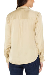 Chemise tissée à manches longues et boutons sur le devant