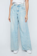 Pantalon Jeans Denim Bleach Jambe Évasée Renuar