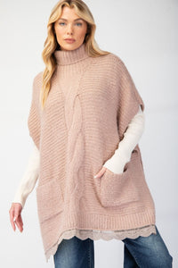 Poncho en Tricot Col Montant Crème