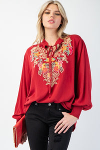 BLOUSE TISSÉE AVEC DÉTAILS DE BRODERIE Rouge