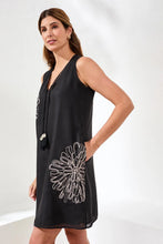 Robe Sans Manches À Encolure En V Avec Pompons