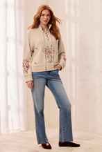 Pull en maille douce à lacets avec broderie florale