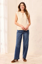 Pull sans manches à col rond fendu doux Crème